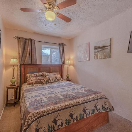 רואידוסו Enchanted Hideaway Cabins And Cottages מראה חיצוני תמונה