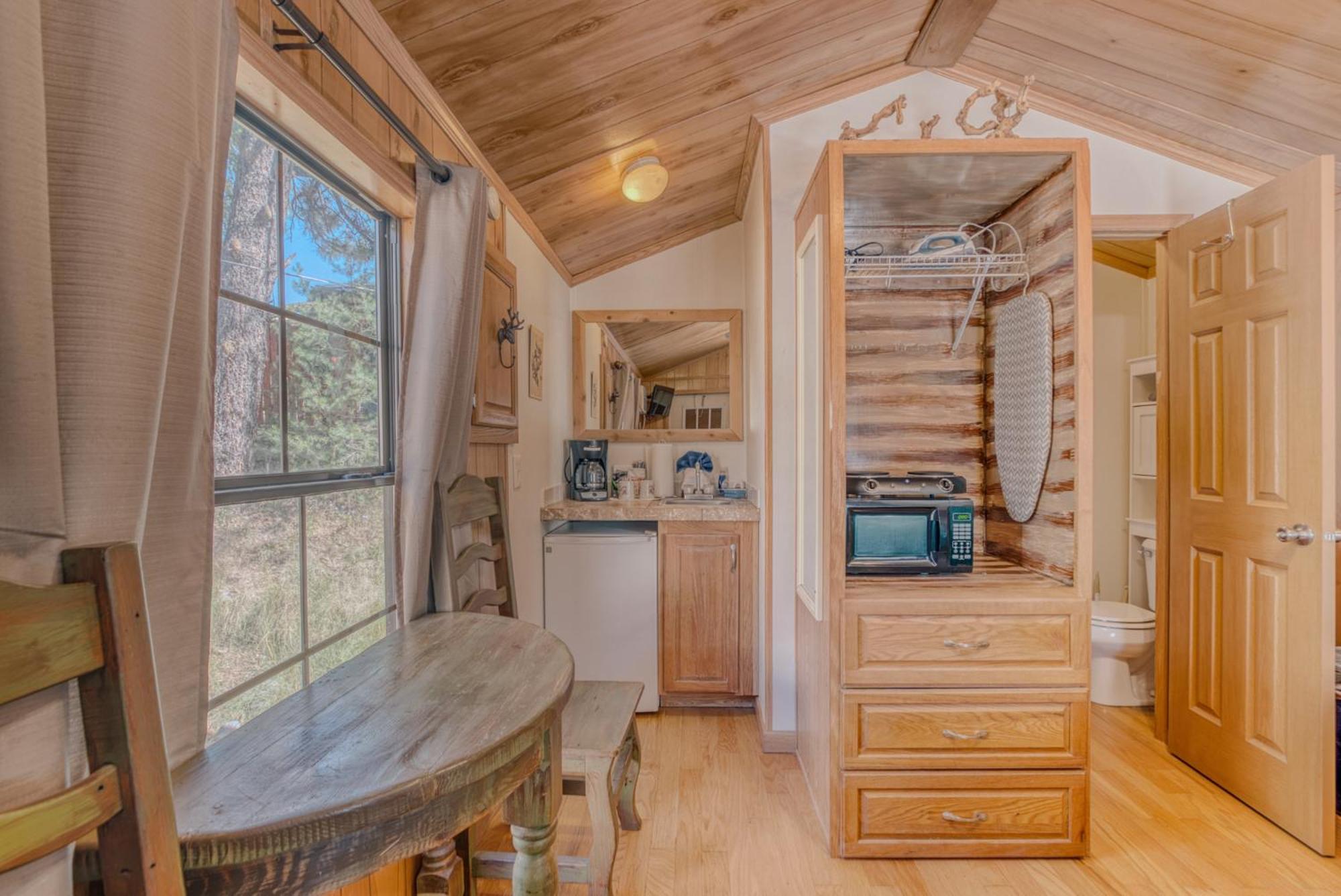 רואידוסו Enchanted Hideaway Cabins And Cottages מראה חיצוני תמונה
