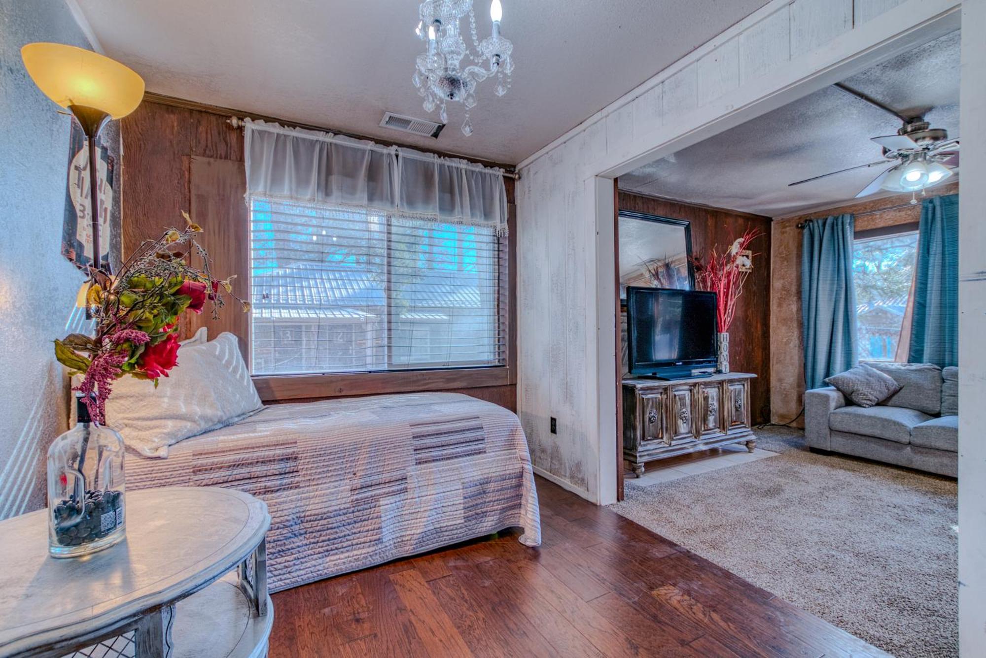 רואידוסו Enchanted Hideaway Cabins And Cottages מראה חיצוני תמונה