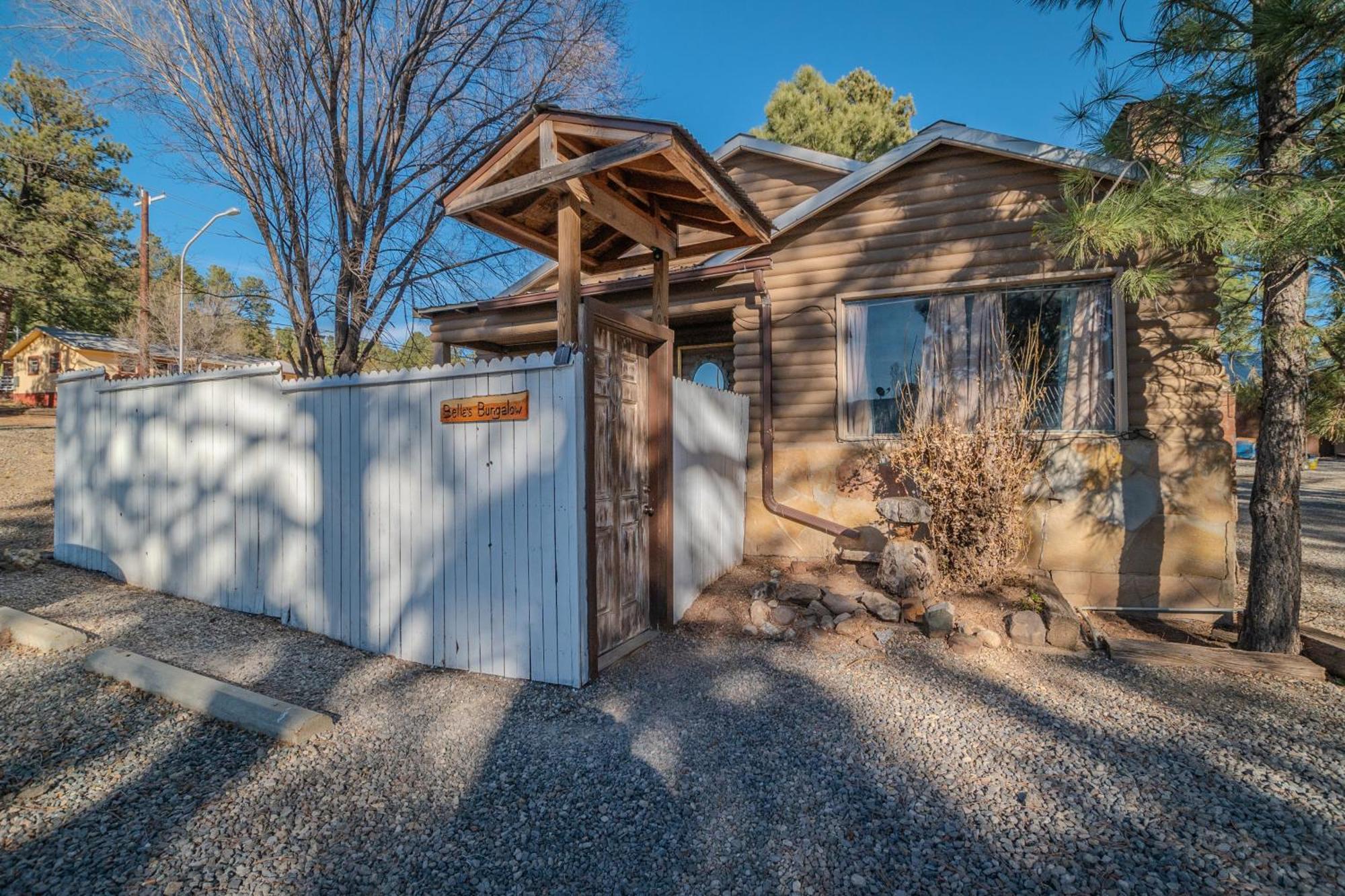 רואידוסו Enchanted Hideaway Cabins And Cottages מראה חיצוני תמונה