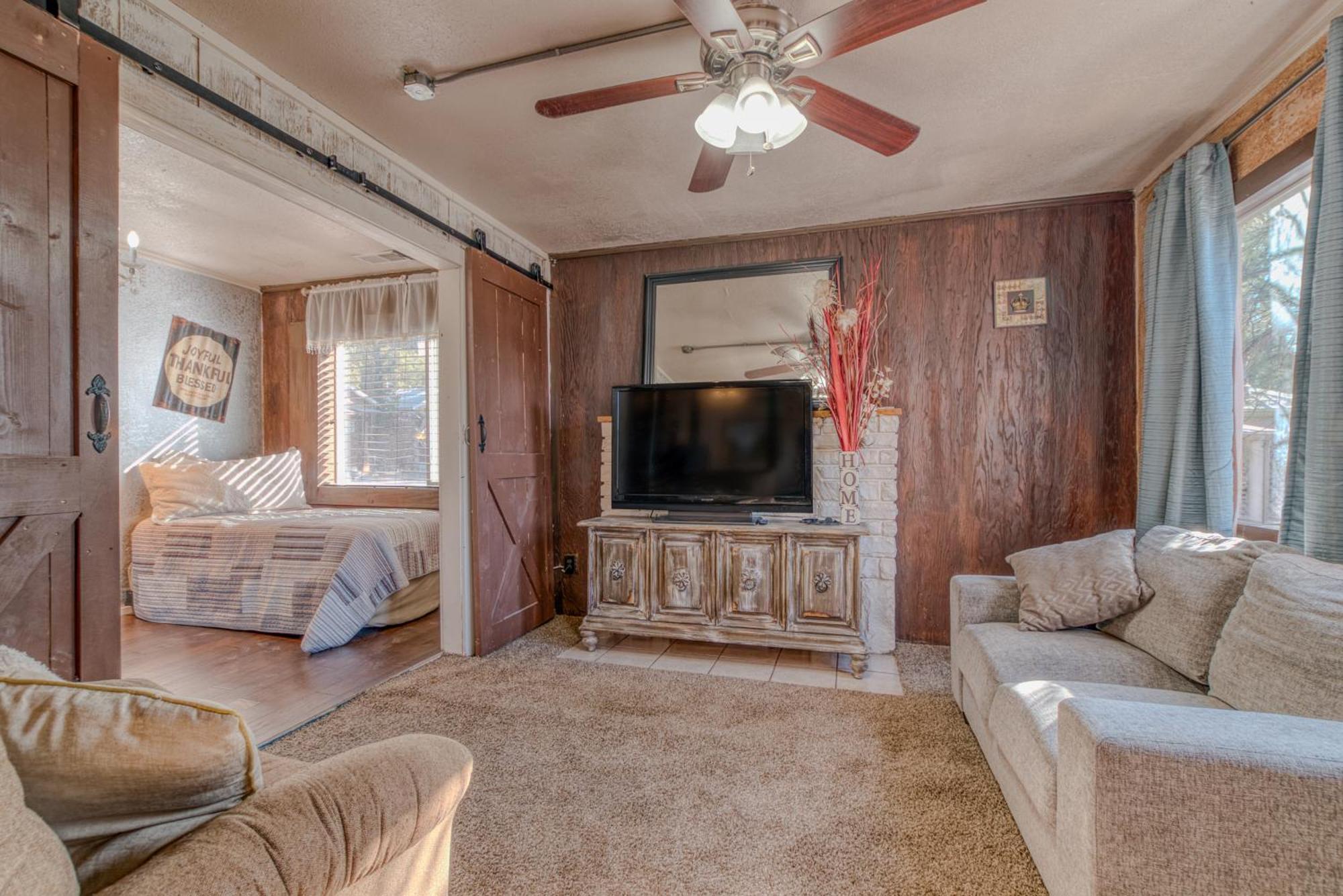 רואידוסו Enchanted Hideaway Cabins And Cottages מראה חיצוני תמונה