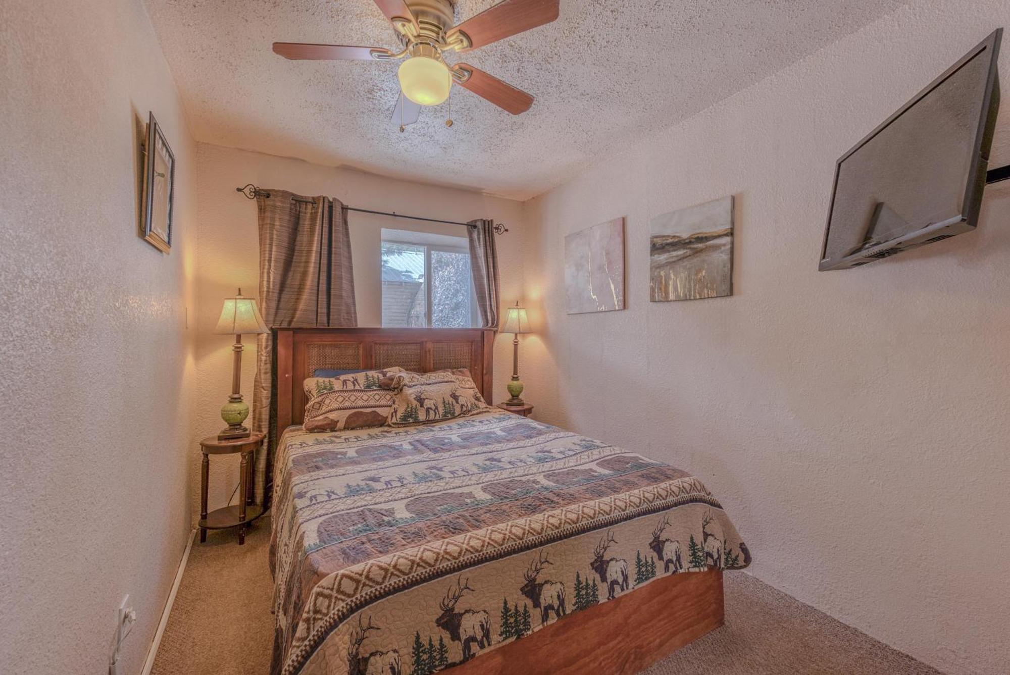 רואידוסו Enchanted Hideaway Cabins And Cottages מראה חיצוני תמונה